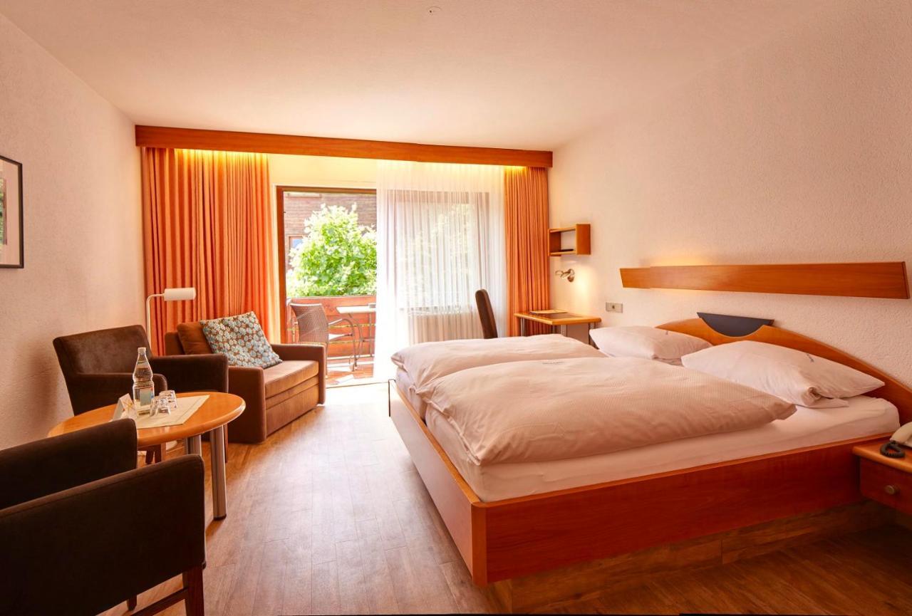 Hotel Gasthaus Zum Kreuz Fryburg Bryzgowijski Zewnętrze zdjęcie