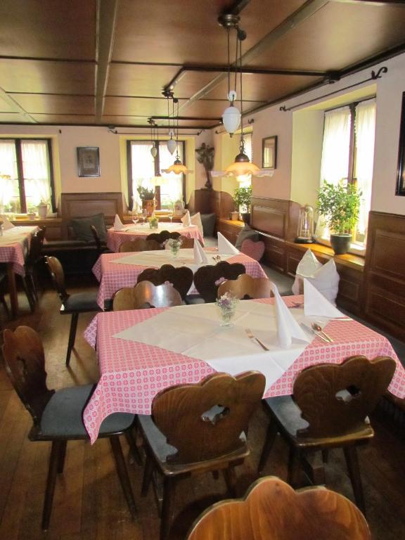Hotel Gasthaus Zum Kreuz Fryburg Bryzgowijski Zewnętrze zdjęcie