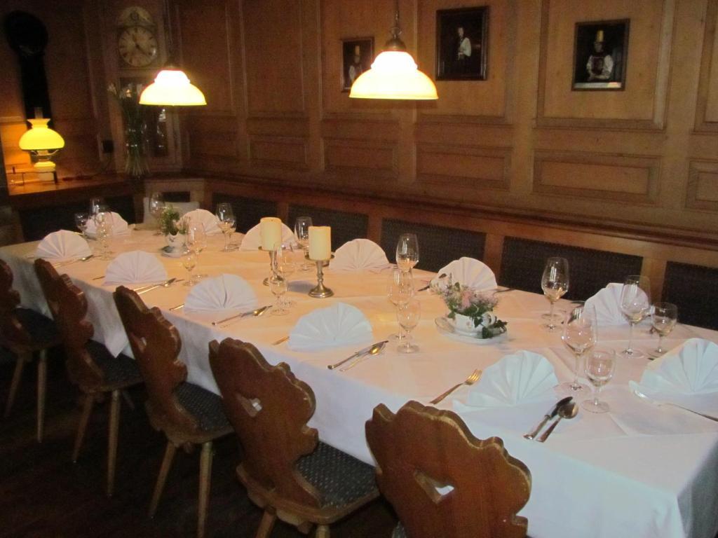 Hotel Gasthaus Zum Kreuz Fryburg Bryzgowijski Zewnętrze zdjęcie