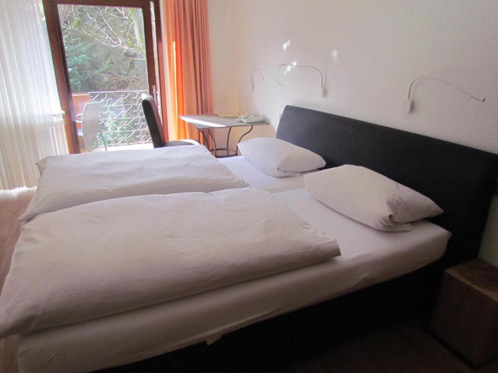 Hotel Gasthaus Zum Kreuz Fryburg Bryzgowijski Pokój zdjęcie